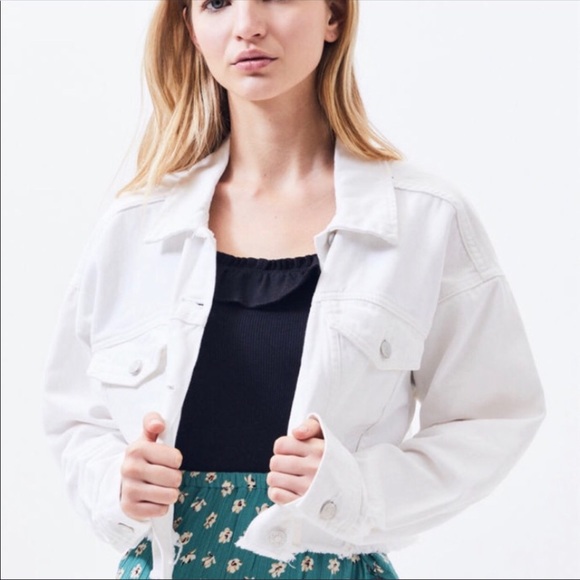 PacSun Jackets & Blazers - PACSUN CROPPED WHITE DENIM JEAN JACKET
